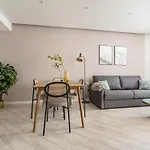 Limehome Rector Triado * Barcelona