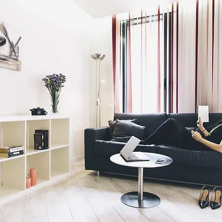 Limehome Rector Triado Apartment
