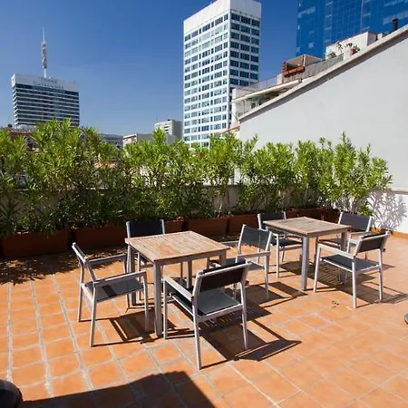 Limehome Rector Triado Apartment *