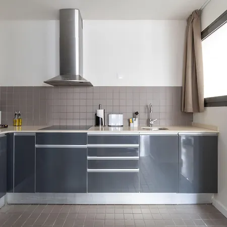Διαμέρισμα Limehome Rector Triado *