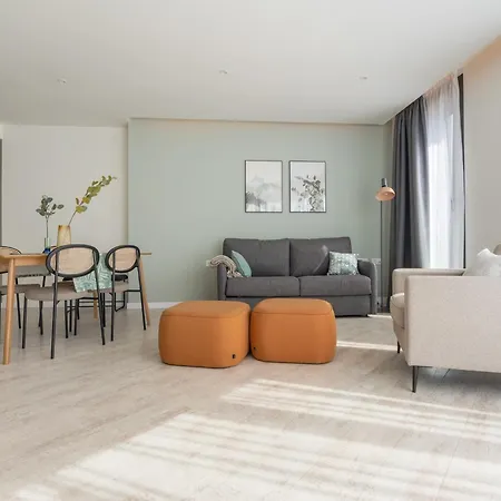 Limehome Rector Triado