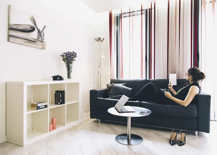 Limehome Rector Triado Apartment *