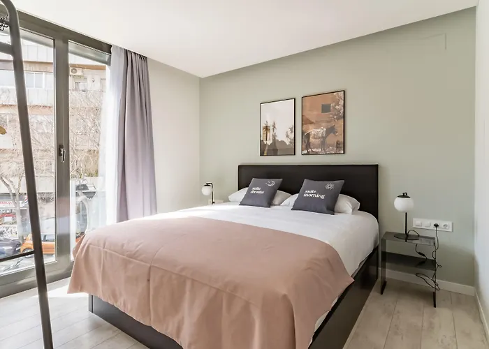 Limehome Rector Triado *